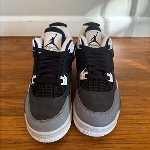Jordan 4 retro